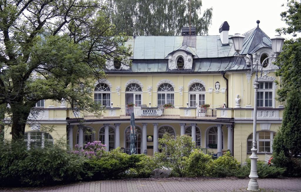 Hotel Saint Antonius Marianske Lazne Bagian luar foto